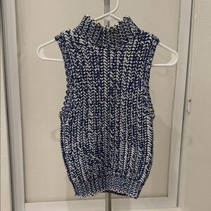 Alice and Olivia, Chic Knit Sleeveless Top in Navy and White